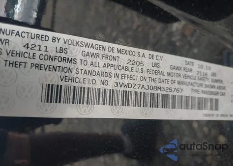 2011 Volkswagen Jetta 2.5L Se z USA, uszkodzony, nr VIN 3VWDZ7AJ0BM325767